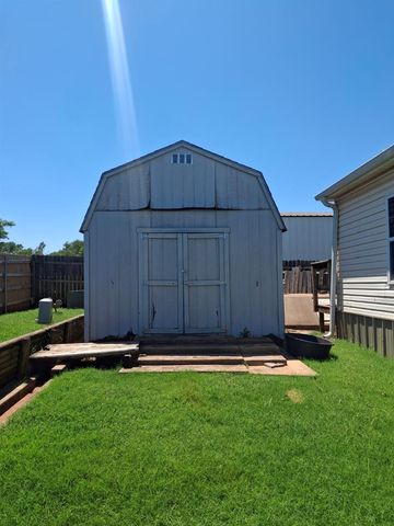 3227 E Peachtree Avenue, Stillwater, OK 74074