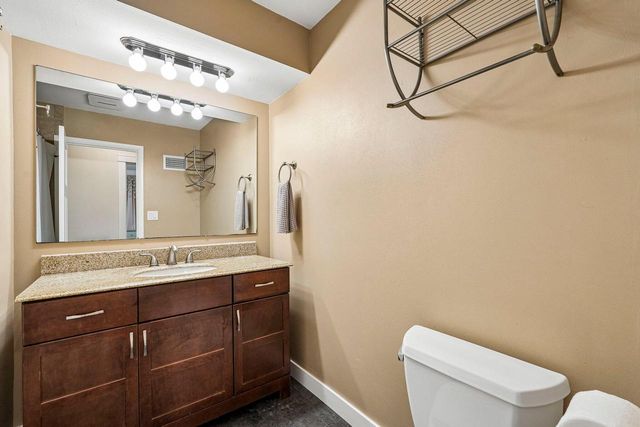 1389 Glenbrook DRIVE, Cedarburg, WI 53012