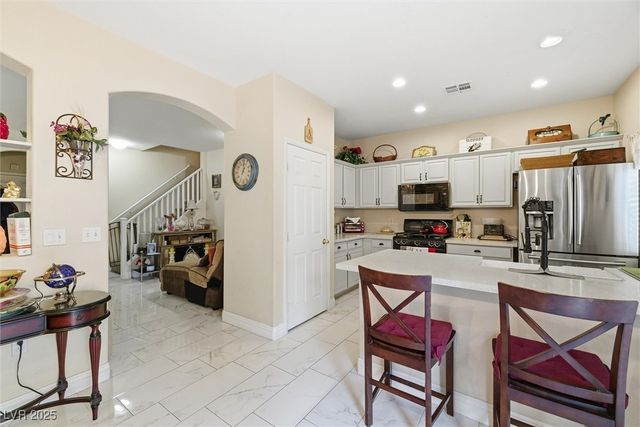 6320 Blowing Sky Street 102, North Las Vegas, NV 89081