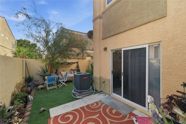 6320 Blowing Sky Street 102, North Las Vegas, NV 89081