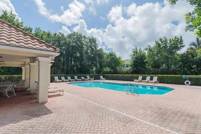 7522 SW Herrington Lane, Stuart, FL 34997