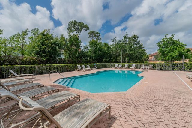 7522 SW Herrington Lane, Stuart, FL 34997
