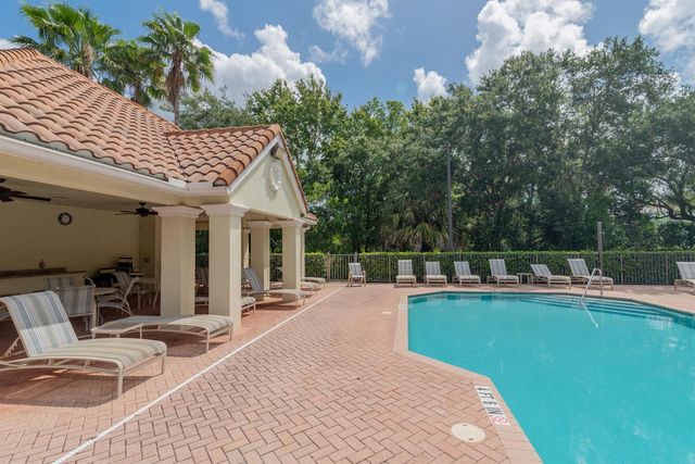 7522 SW Herrington Lane, Stuart, FL 34997