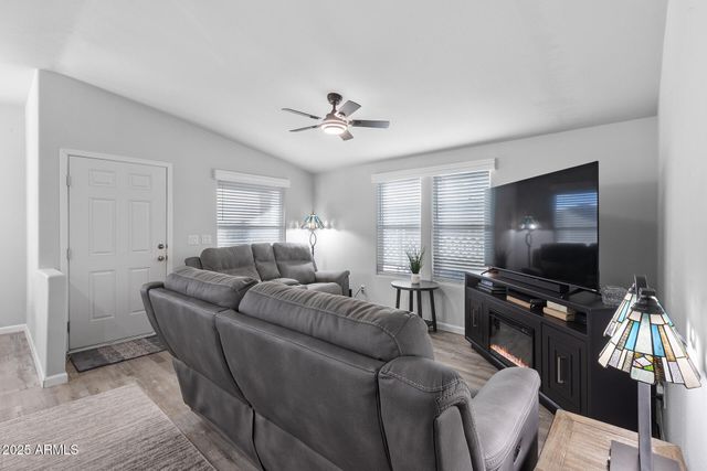 1363 N Plaza Drive 9, Apache Junction, AZ 85120