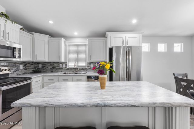 1363 N Plaza Drive 9, Apache Junction, AZ 85120