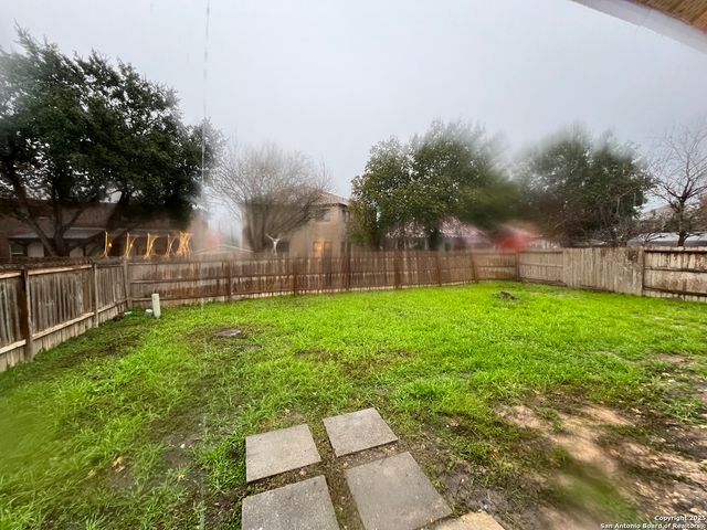 8230 Cantura Mills, Converse, TX 78109