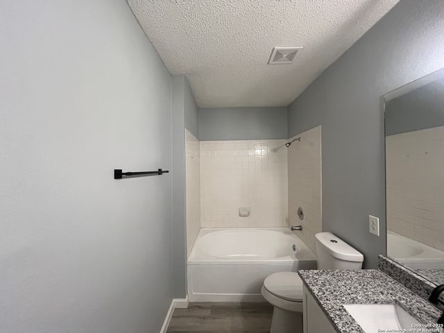 8230 Cantura Mills, Converse, TX 78109