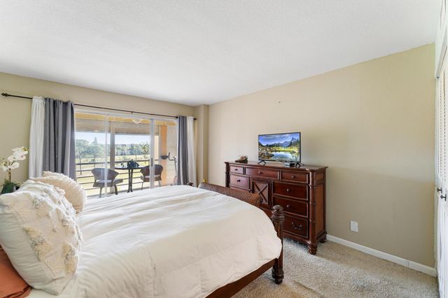 3654 Via Poinciana 504, Lake Worth, FL 33467