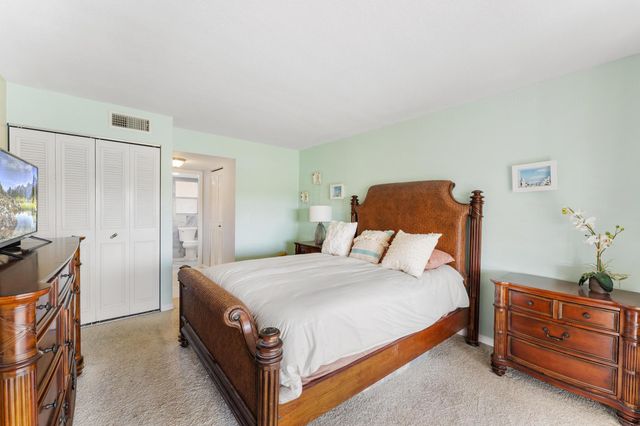 3654 Via Poinciana 504, Lake Worth, FL 33467