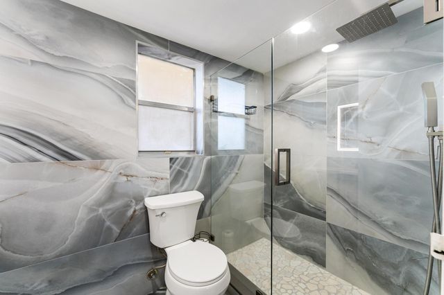 3654 Via Poinciana 504, Lake Worth, FL 33467