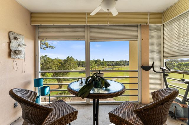 3654 Via Poinciana 504, Lake Worth, FL 33467