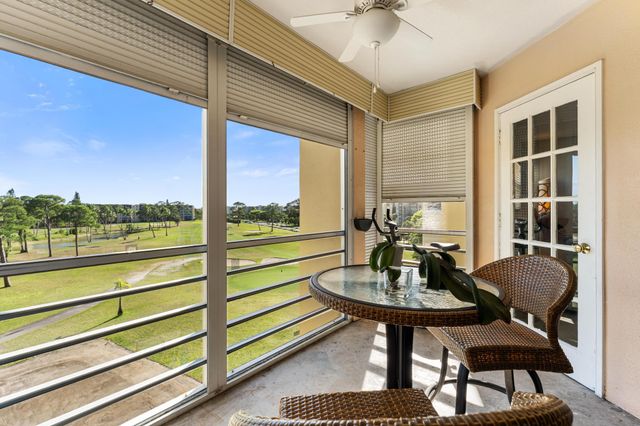 3654 Via Poinciana 504, Lake Worth, FL 33467