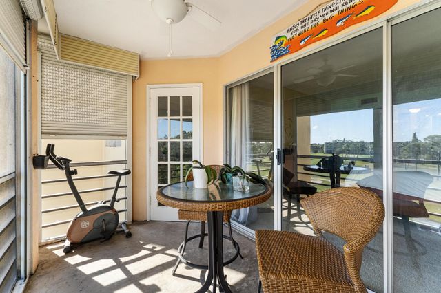 3654 Via Poinciana 504, Lake Worth, FL 33467