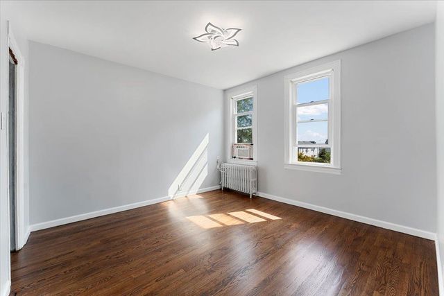 442 AVENUE E, Bayonne, NJ 07002