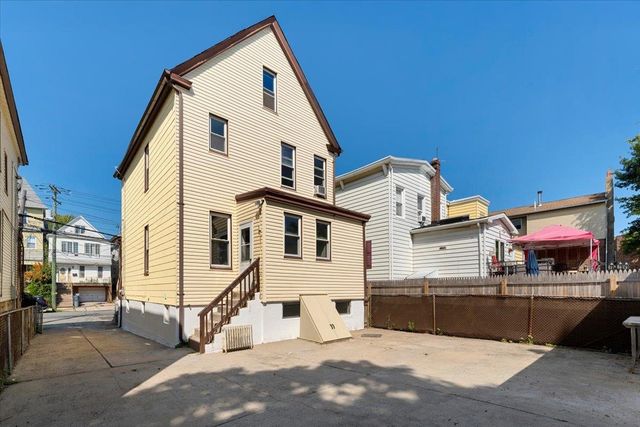 442 AVENUE E, Bayonne, NJ 07002