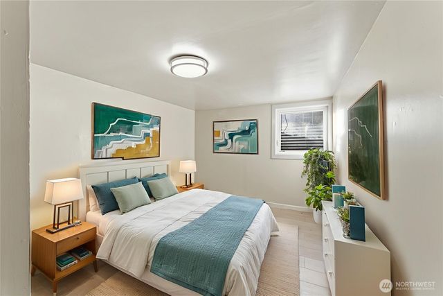 303 NE Ash Avenue, College Place, WA 99324