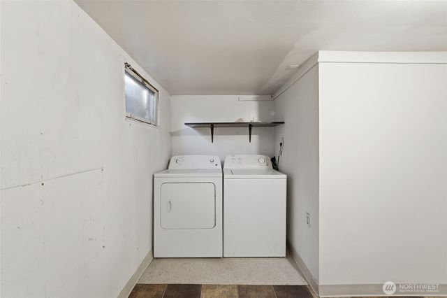 303 NE Ash Avenue, College Place, WA 99324