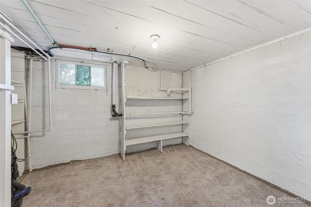 303 NE Ash Avenue, College Place, WA 99324