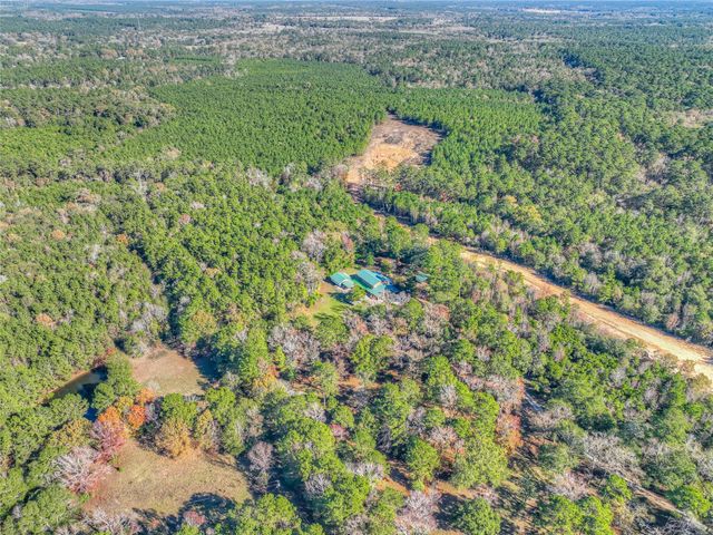 300 L Green Road, Cleveland, TX 77328