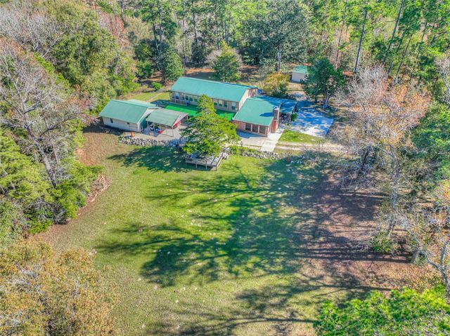 300 L Green Road, Cleveland, TX 77328