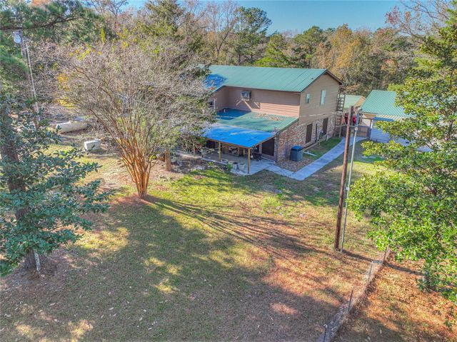 300 L Green Road, Cleveland, TX 77328