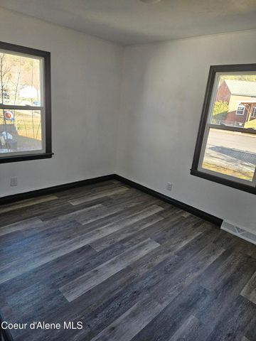 303 W MISSION AVE, Kellogg, ID 83837