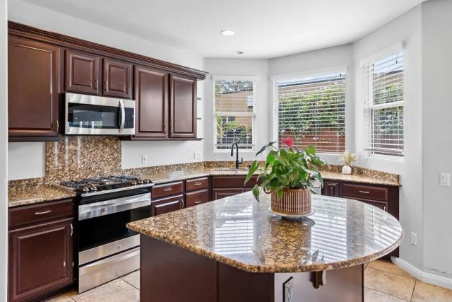 3443 Adams St, Carlsbad, CA 92008