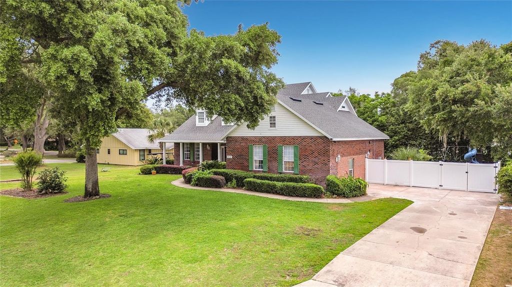 34122 PARK LANE, Leesburg, FL 34788