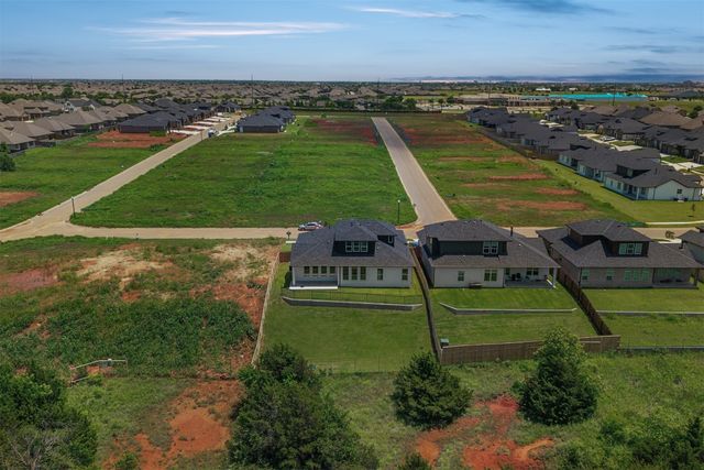 15521 Aparados Way, Edmond, OK 73013