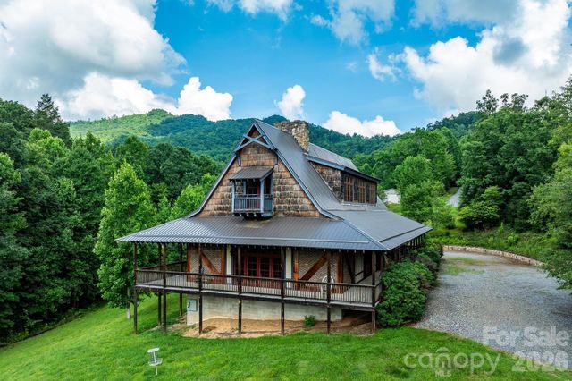 565 Pine Cone Trail, Marshall, NC 28753