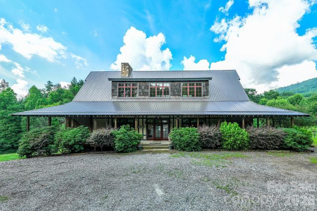 565 Pine Cone Trail, Marshall, NC 28753