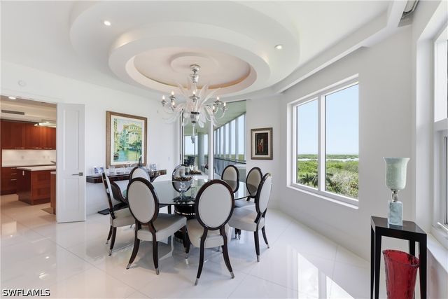 13675 Vanderbilt DR 810, Naples, FL 34110