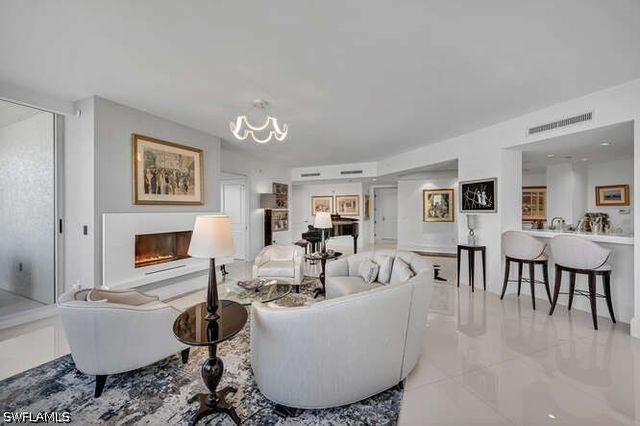 13675 Vanderbilt DR 810, Naples, FL 34110