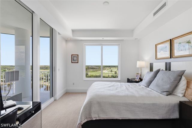 13675 Vanderbilt DR 810, Naples, FL 34110