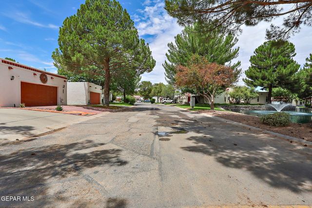 214 CASAS BELLA Lane, Santa Teresa, NM 88008