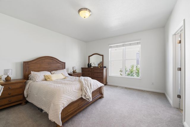 2842 Acarie Drive, Columbus, OH 43219