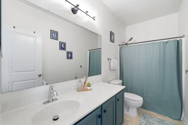 2842 Acarie Drive, Columbus, OH 43219