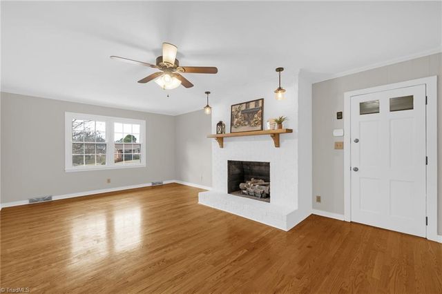 289 Mendenhall Drive, Winston-salem, NC 27127