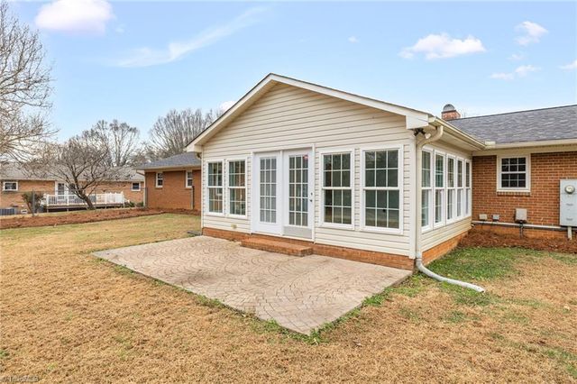 289 Mendenhall Drive, Winston-salem, NC 27127