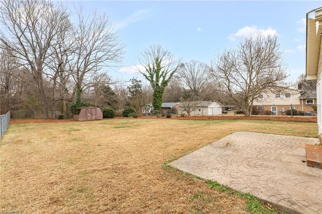 289 Mendenhall Drive, Winston-salem, NC 27127