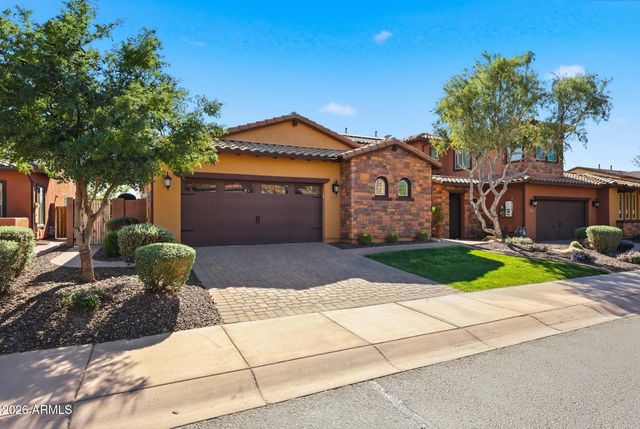 12071 W RED HAWK Drive, Peoria, AZ 85383