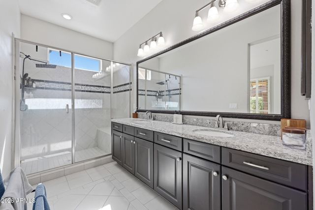 12071 W RED HAWK Drive, Peoria, AZ 85383