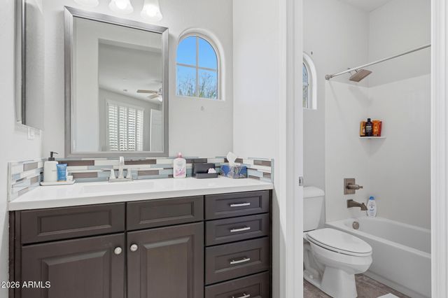 12071 W RED HAWK Drive, Peoria, AZ 85383