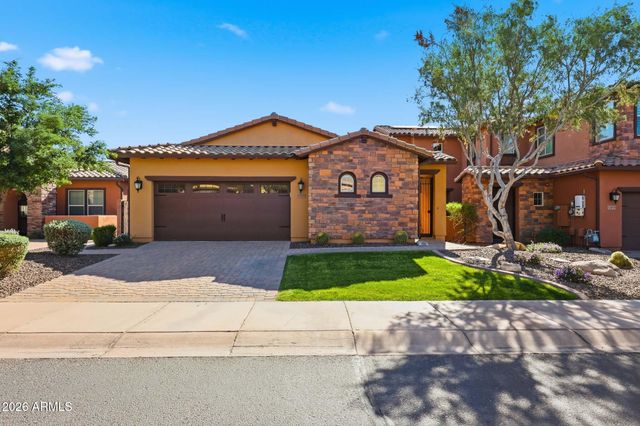 12071 W RED HAWK Drive, Peoria, AZ 85383