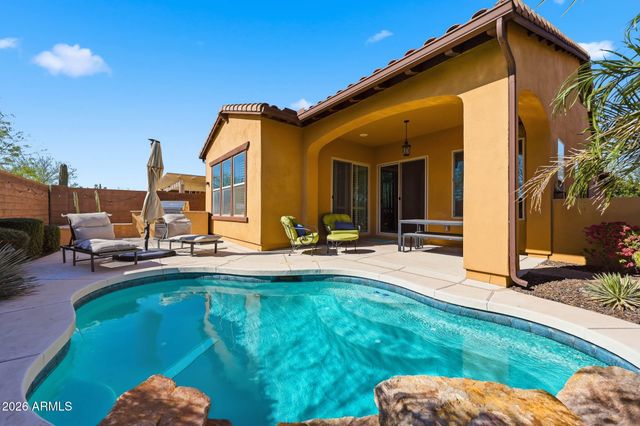 12071 W RED HAWK Drive, Peoria, AZ 85383