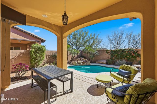 12071 W RED HAWK Drive, Peoria, AZ 85383