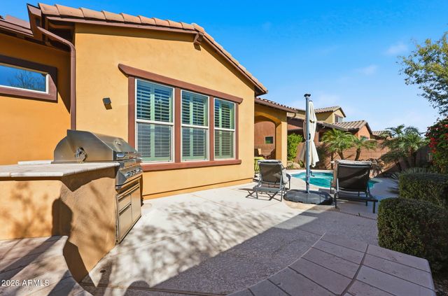 12071 W RED HAWK Drive, Peoria, AZ 85383