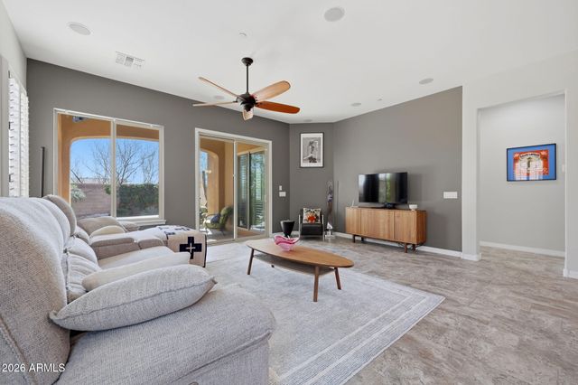 12071 W RED HAWK Drive, Peoria, AZ 85383
