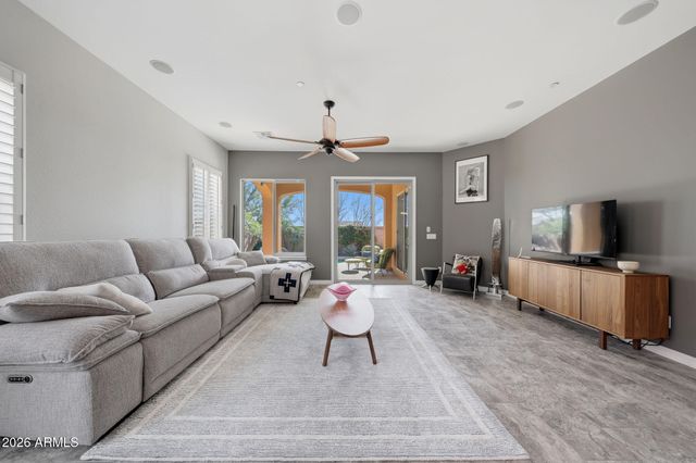 12071 W RED HAWK Drive, Peoria, AZ 85383