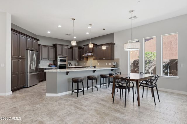 12071 W RED HAWK Drive, Peoria, AZ 85383
